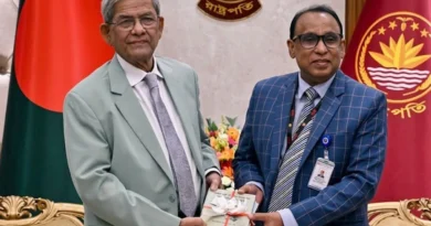 বঙ্গভবনে রাষ্ট্রপতির সঙ্গে বাউবি উপাচার্যের সাক্ষাৎ